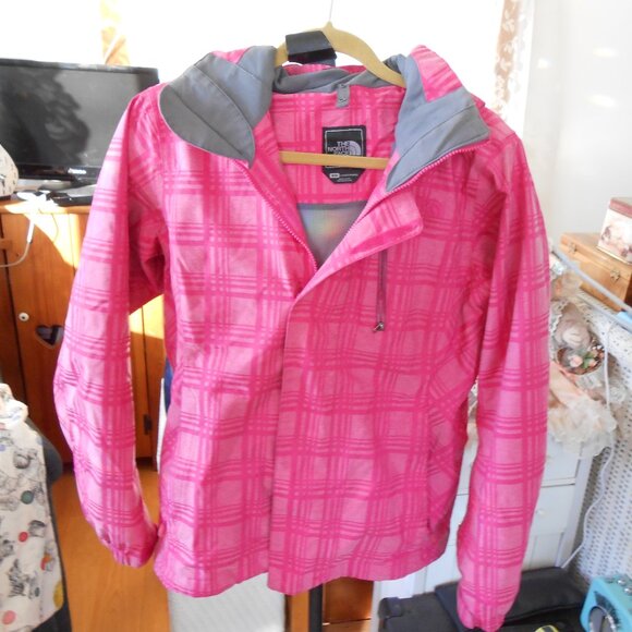 THE NORTH FACE TRICLIMATE COAT-3 IN 1-PINK AND WHITE-WOMEN'S SIZE M-VGUC - Picture 1 of 12